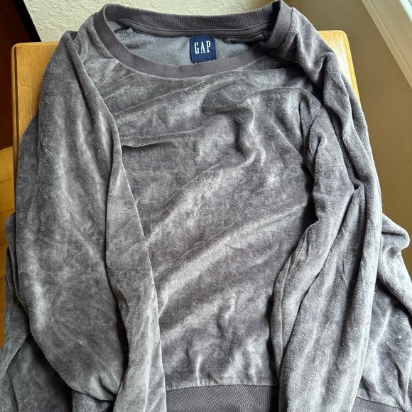 Gap Velour Velour CrewneckSweatshirt- Gray/Tan - Picture 1 of 2